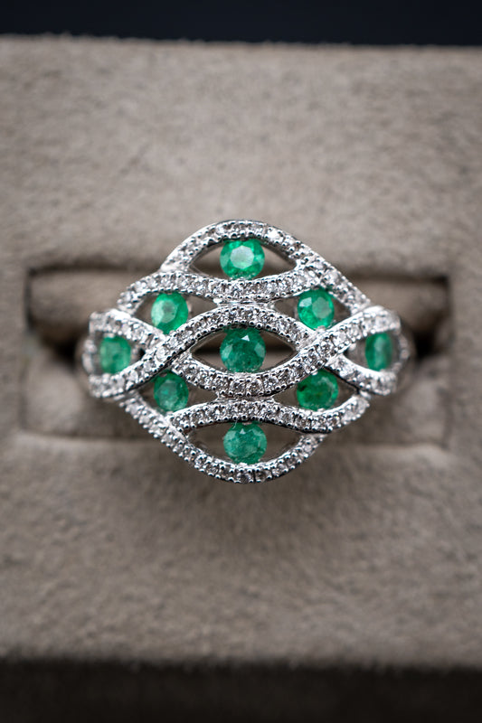 14K Emerald & Diamond Ring, 0.25 CTW, Size 7