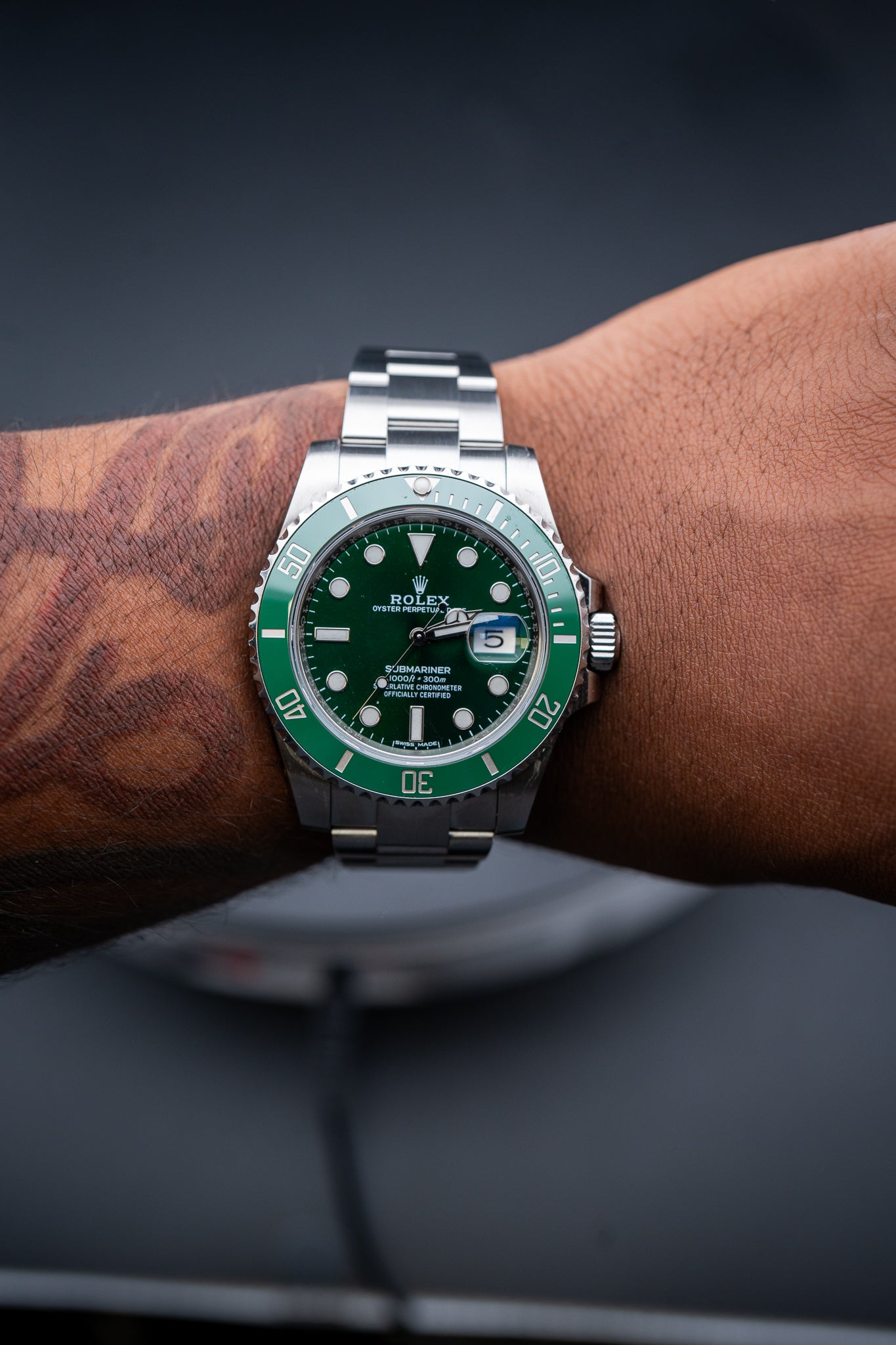 2019 Rolex Submariner “Hulk” – Green Dial & Bezel – Pre-Owned Complete Set – Ref. 116610LV