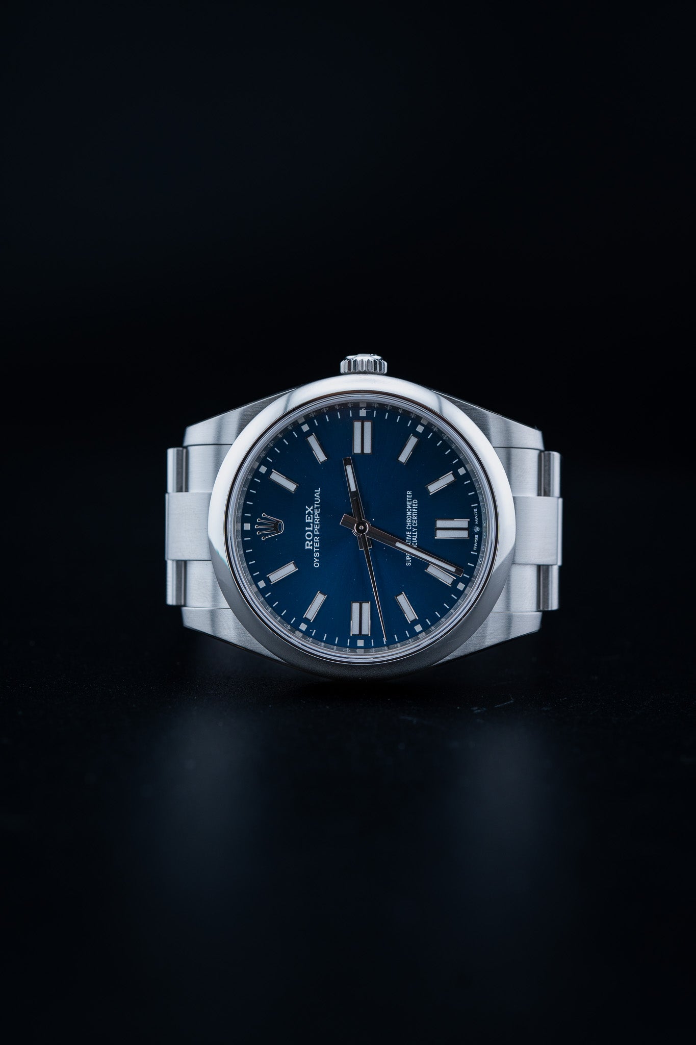 2025 Rolex Oyster Perpetual 41 – Ref. 124300 – Blue Dial – Stainless Steel – Brand New, Fully Stickered, Complete Set