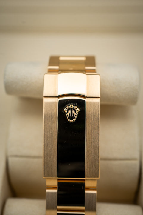2025 Brand New Release Rolex Sky-Dweller Yellow Gold – Bright Green Dial – Oyster Bracelet – Ref. 336938 – Brand New Complete Set
