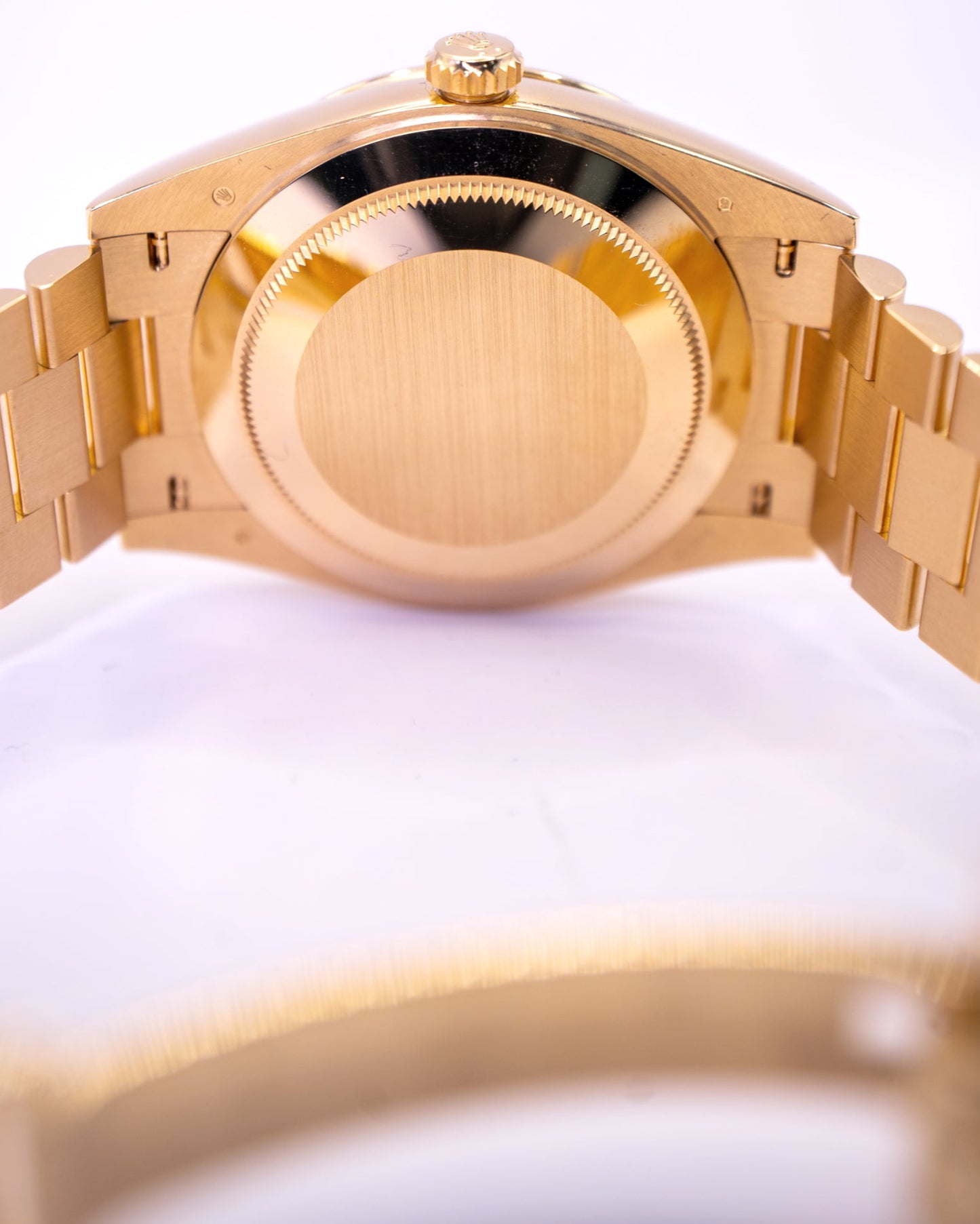 Rolex Day-Date 40 Ref. 228348RBR - Yellow Gold, Mother of Pearl Diamond Dial image 1