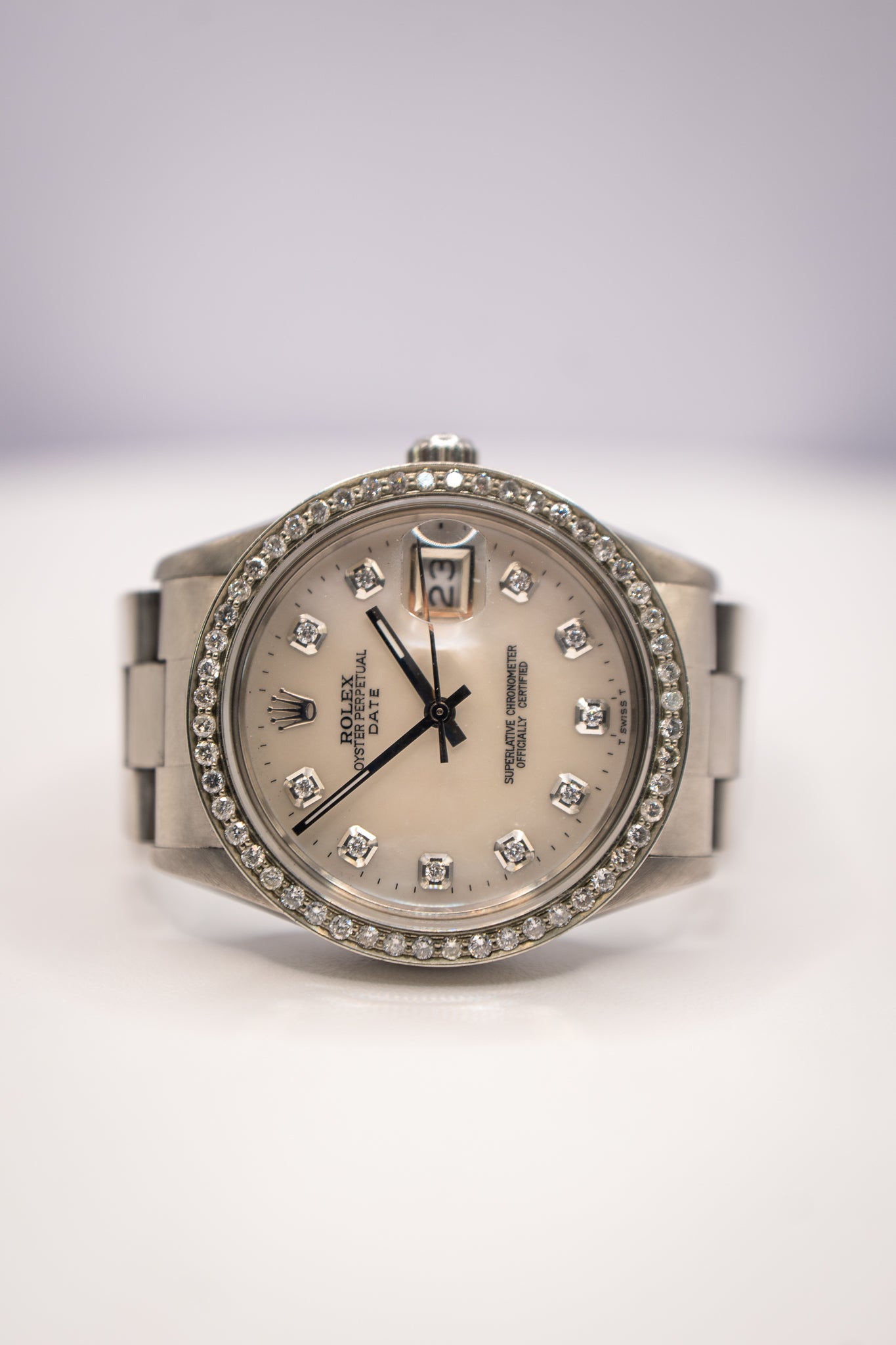 Rolex Oyster Perpetual Date 34 Ref. 1500 - Mother of Pearl Diamond Dial