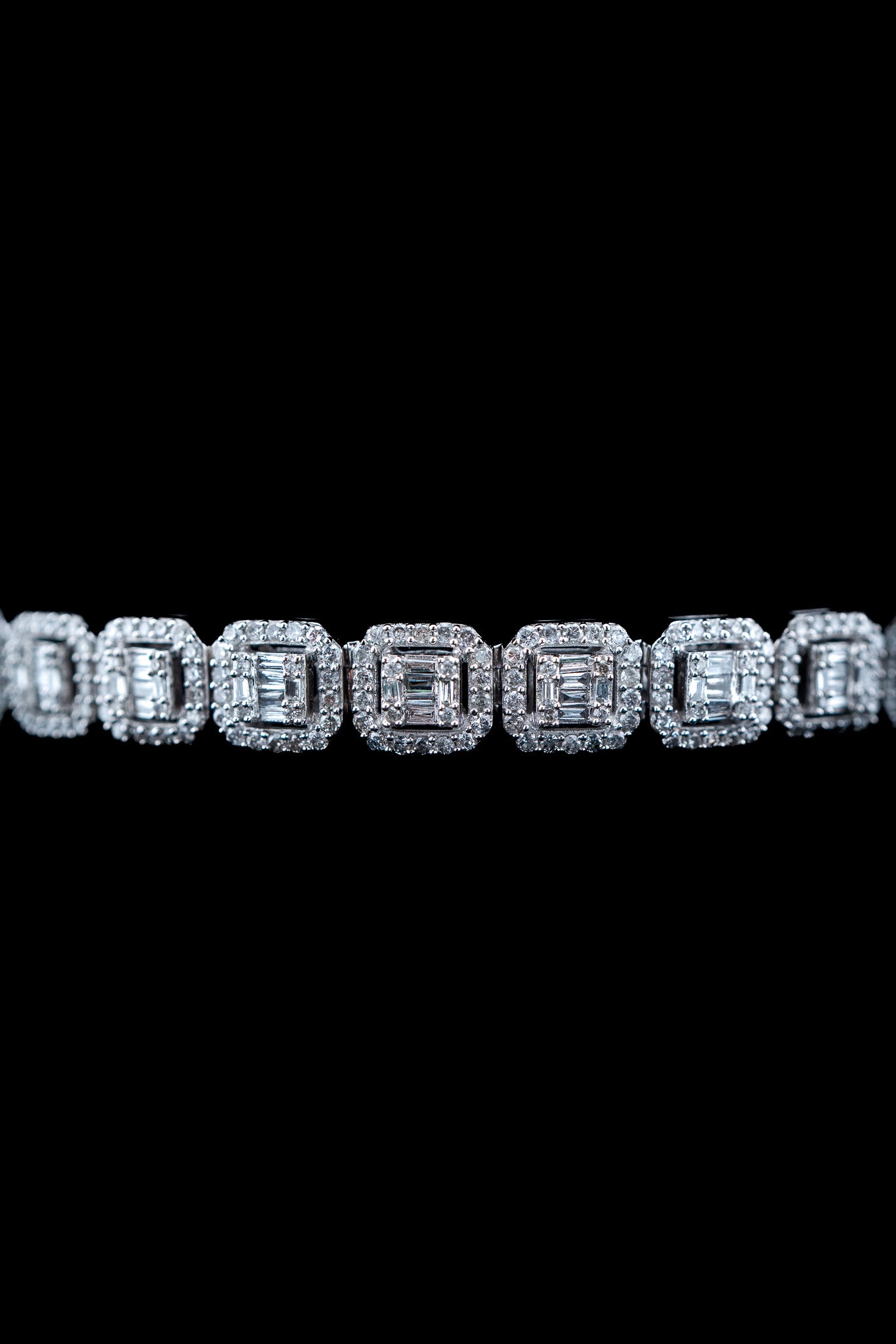 10K White Gold Diamond Bracelet – 4.07ctw Natural Diamonds – 20.5g