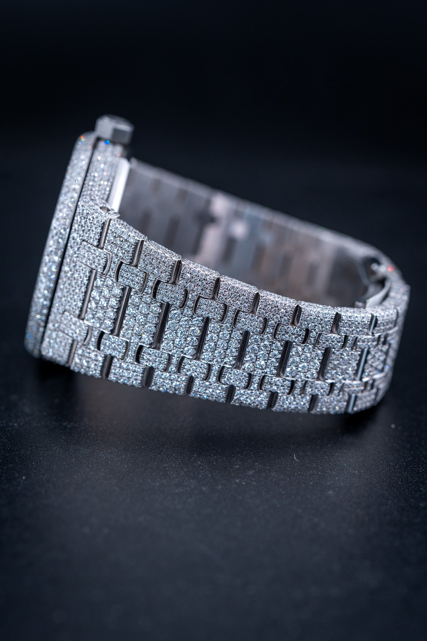 Audemars Piguet Royal Oak 41mm – Fully Bustdown – Aftermarket Diamonds – Stainless Steel – Brand New
