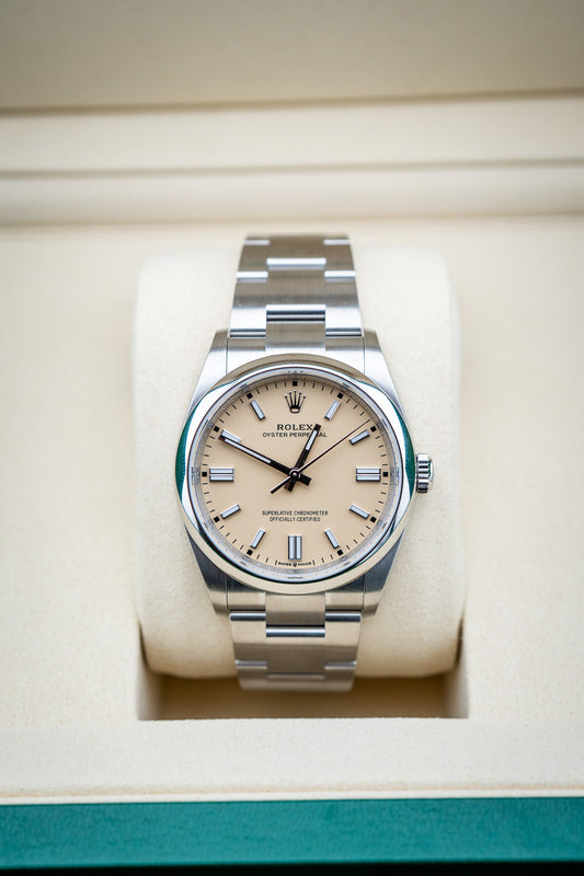 2025 Rolex Oyster Perpetual 36 Beige Dial – Ref. 126000 – Brand New Complete Set