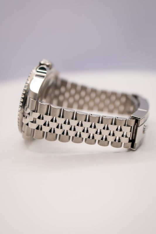 New 2025 Rolex GMT-Master II "Bruce Wayne" Ref. 126710GRNR - Black Dial