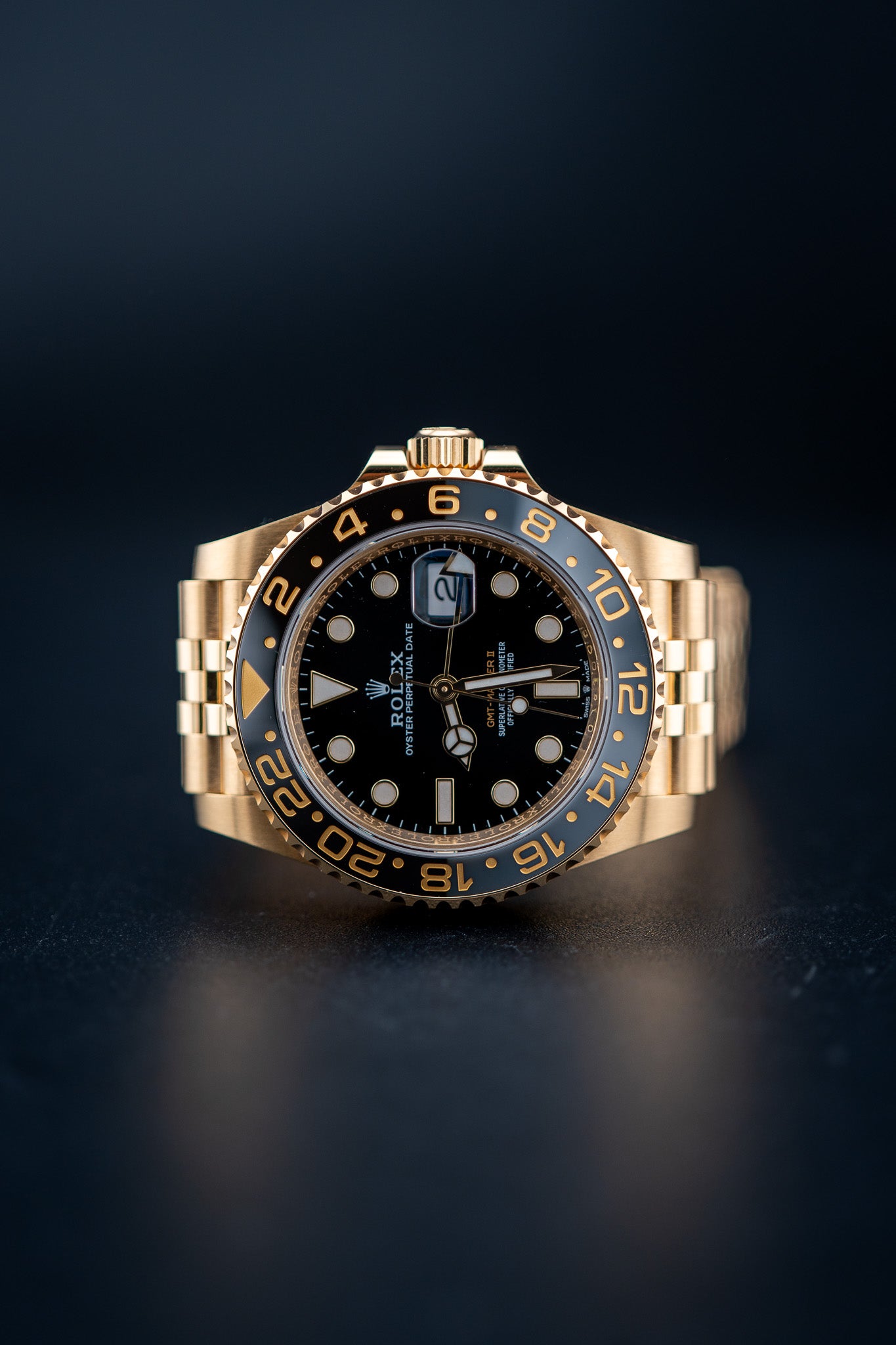 2024 Rolex GMT-Master II “Bumblebee” Yellow Gold Black & Gold Bezel – Ref. 126718GRNR – Like New Complete Set