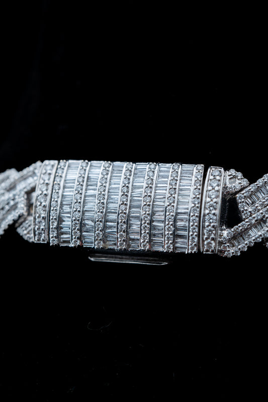 22” 10KT White Gold Cuban Link Chain – 12mm – 17.00 CTW Diamonds – 164g – Brand New