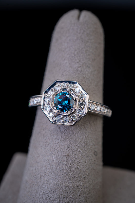 14K White Gold Pavé Blue Diamond Ring, 0.76 CTW, Size 6.25