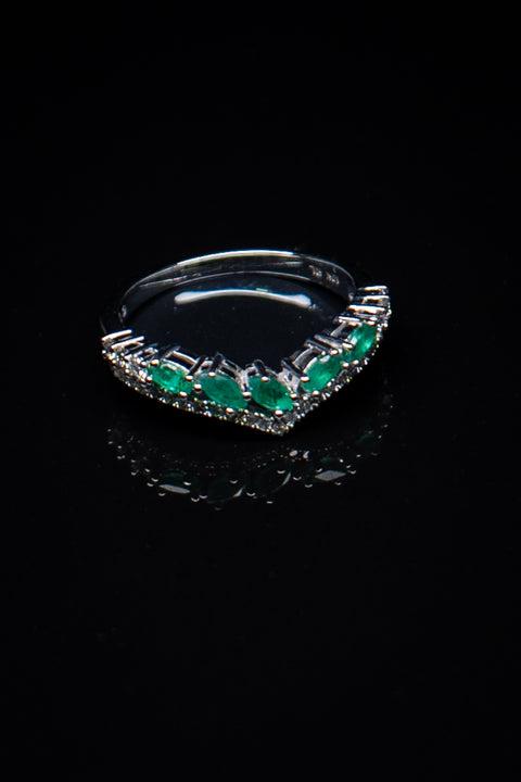 14K White Gold Emerald Tiara Ring with Natural Diamonds Size 6.75