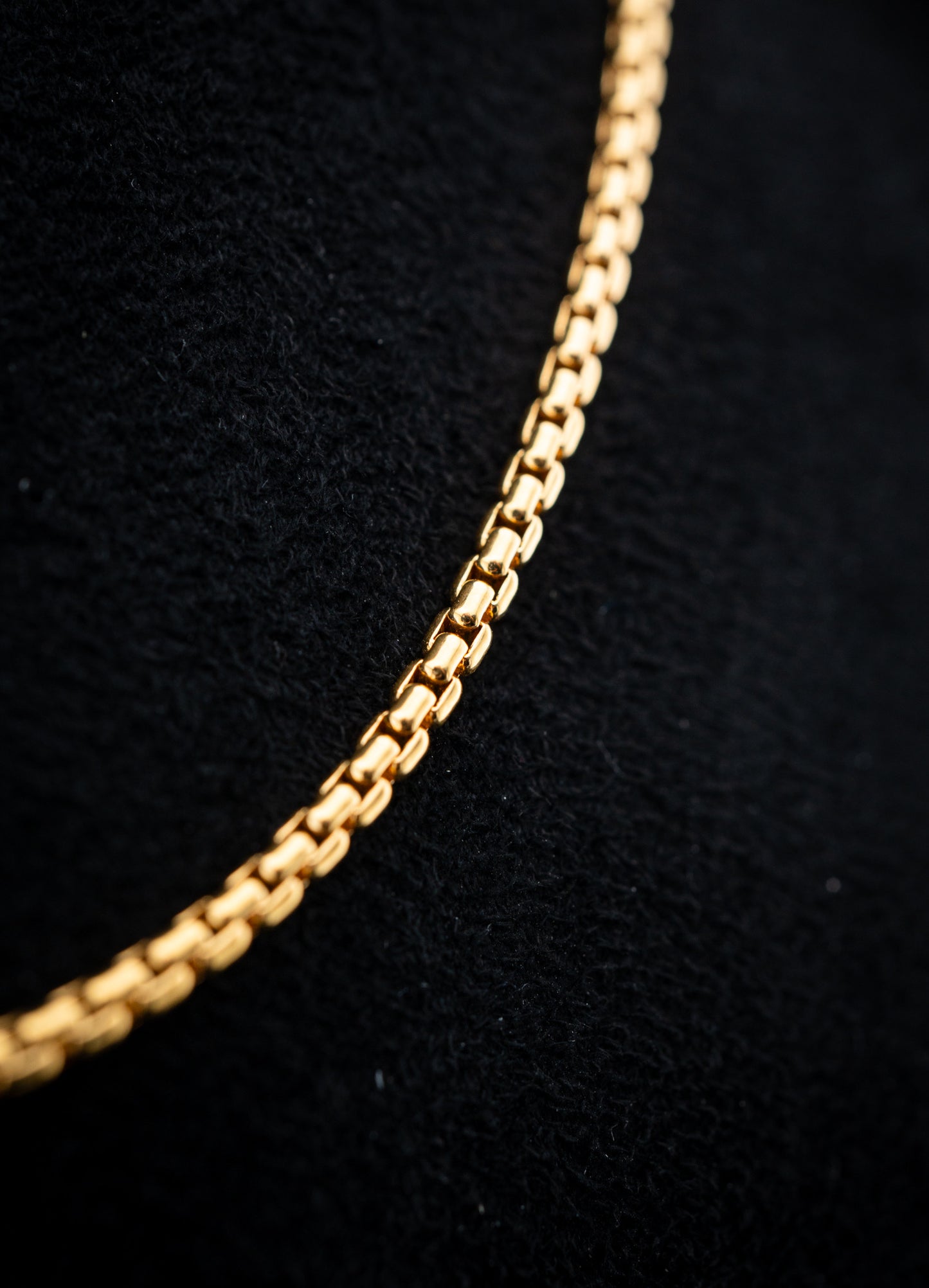 18K Yellow Gold Venetian Box Chain Necklace – 18” – 21.5g