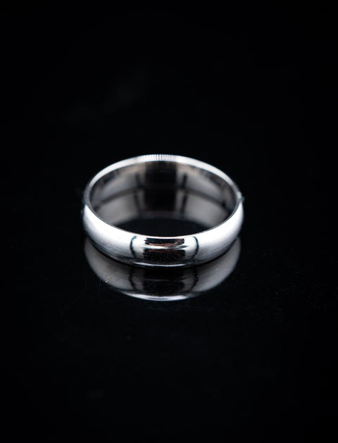 10K White Gold Men’s Wedding Band – Size 11 – 5.09g