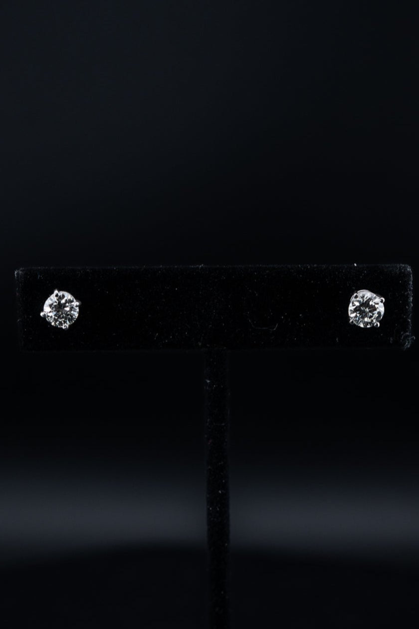 White Gold Natural Diamond Stud Earrings – 1.00 CTW