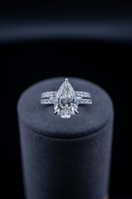 14K White Gold Lab Diamond Pear Engagement Ring & Wedding Band Set – 4.91 CTW – Size 7