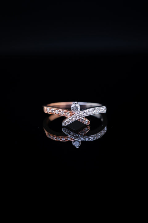 10K White Gold/Rose Gold Two-Tone Diamond Pavé Ring Size 7