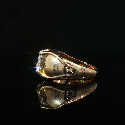 10K Yellow Gold Diamond Men's Ring Size 7