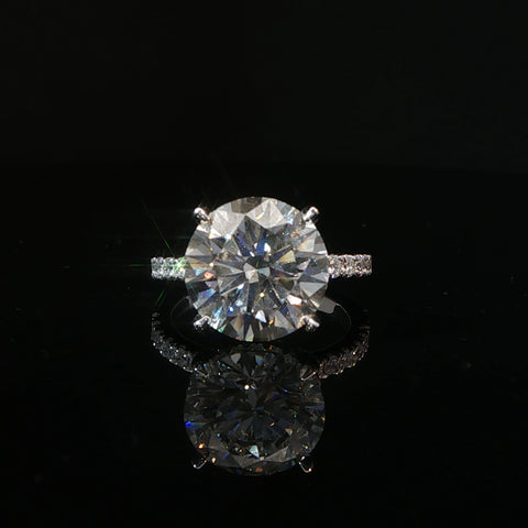 14K White Gold Round Cut Diamond Engagement Ring