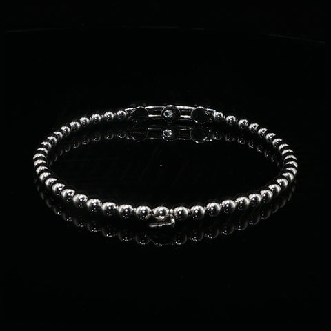 Hulchi Belluni Diamond Solitaire Stretch Bracelet
