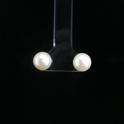 10K Yellow Gold Large Pearl Studs | 1.6 Grams