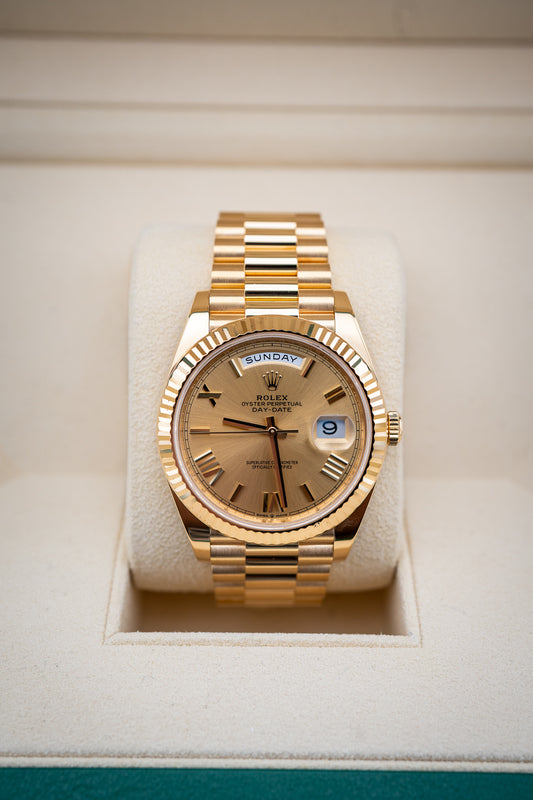 2021 Rolex Day-Date 40 – Champagne Dial – 18k Yellow Gold – 228238 – Mint – Complete Set