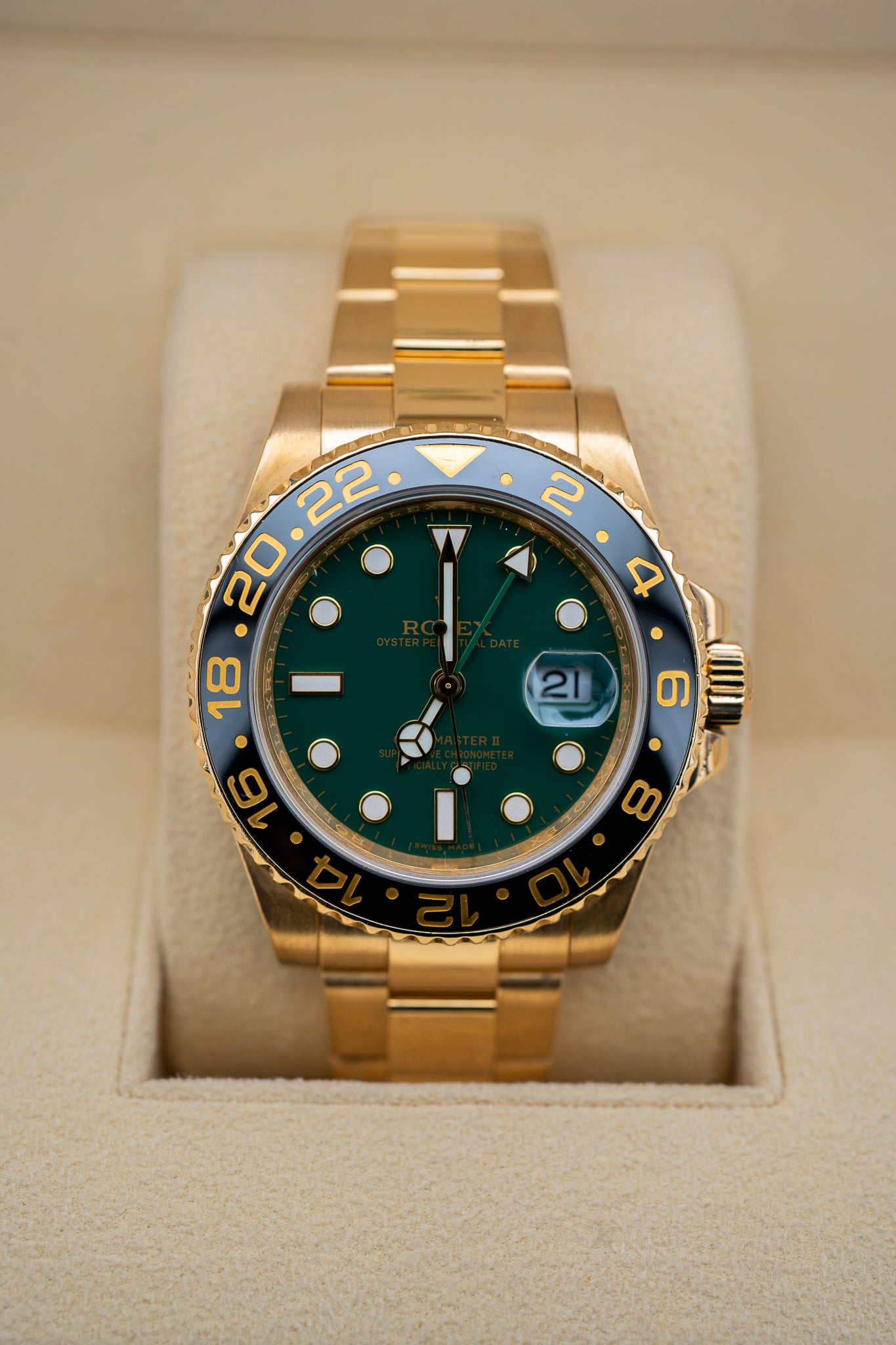 Master Gmt Full Gold Green Dial Rolex GMT-Master II Yellow Gold