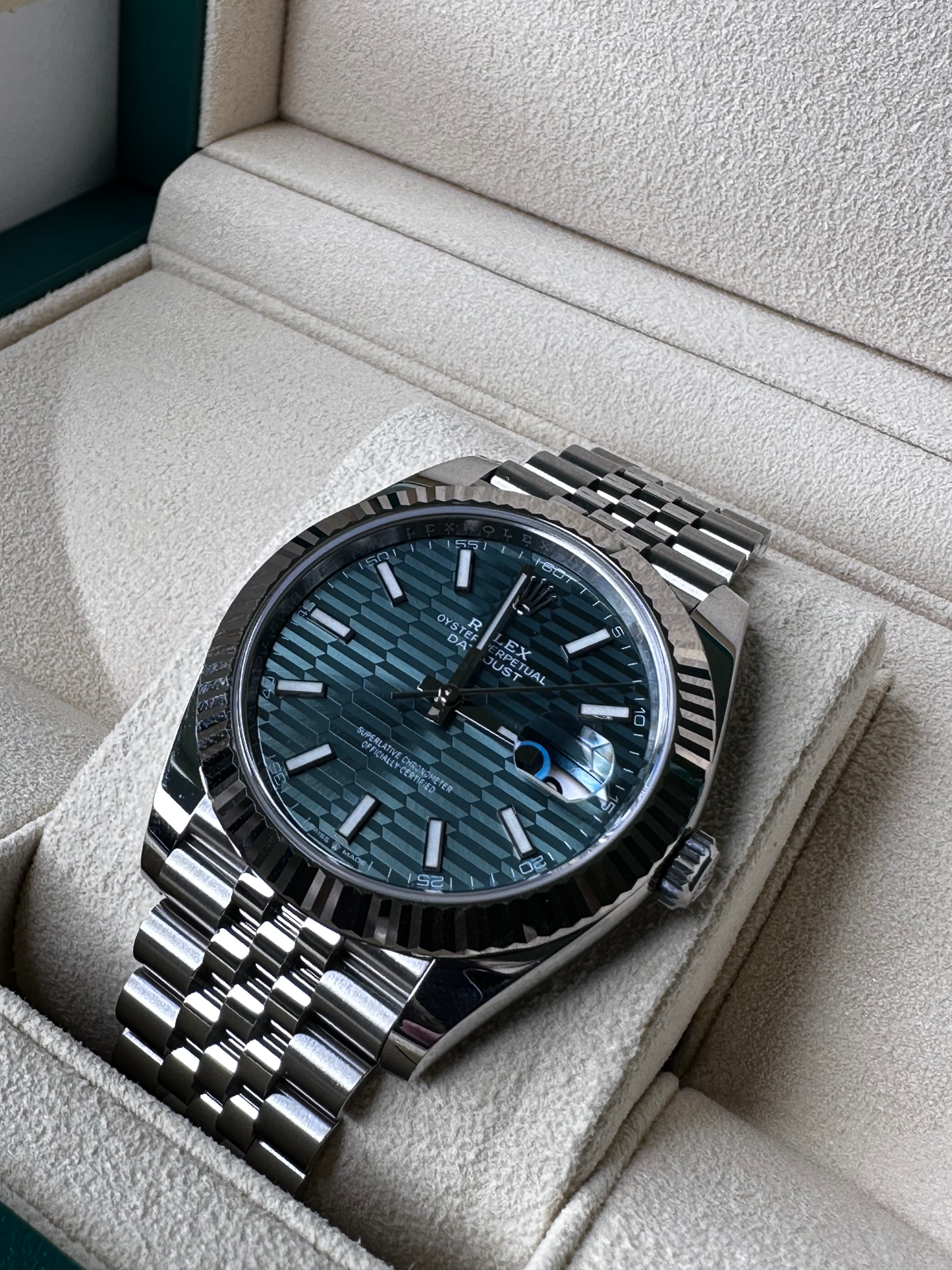 Brand New 2024 Mint Green Motif Datejust Jubilee Fluted DISCONTINUED 126334-0030 image 6