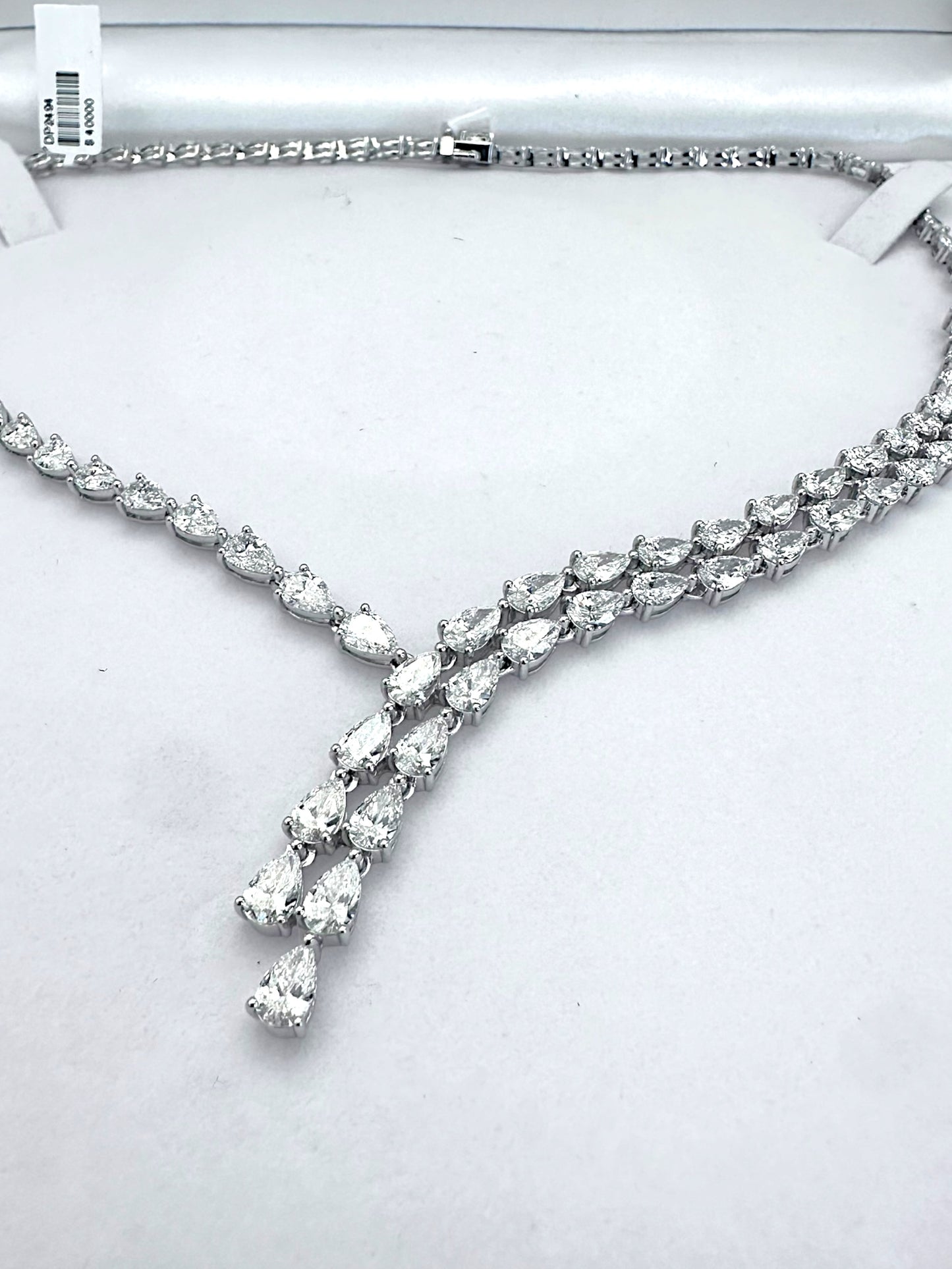 17 In White Gold Graduated Pear Lab Diamond Necklace 24.97CT image 3