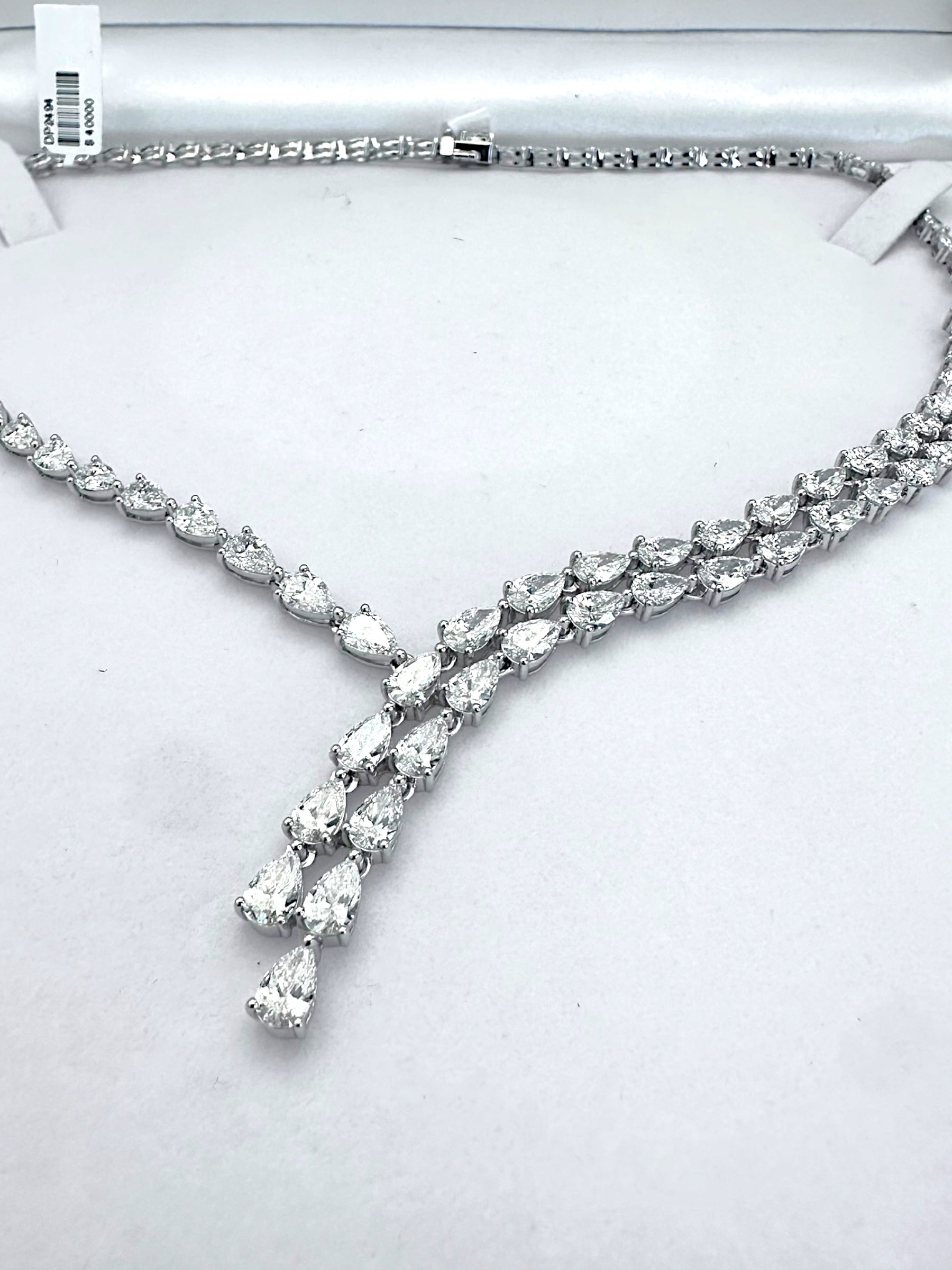 17 In White Gold Graduated Pear Lab Diamond Necklace 24.97CT image 3