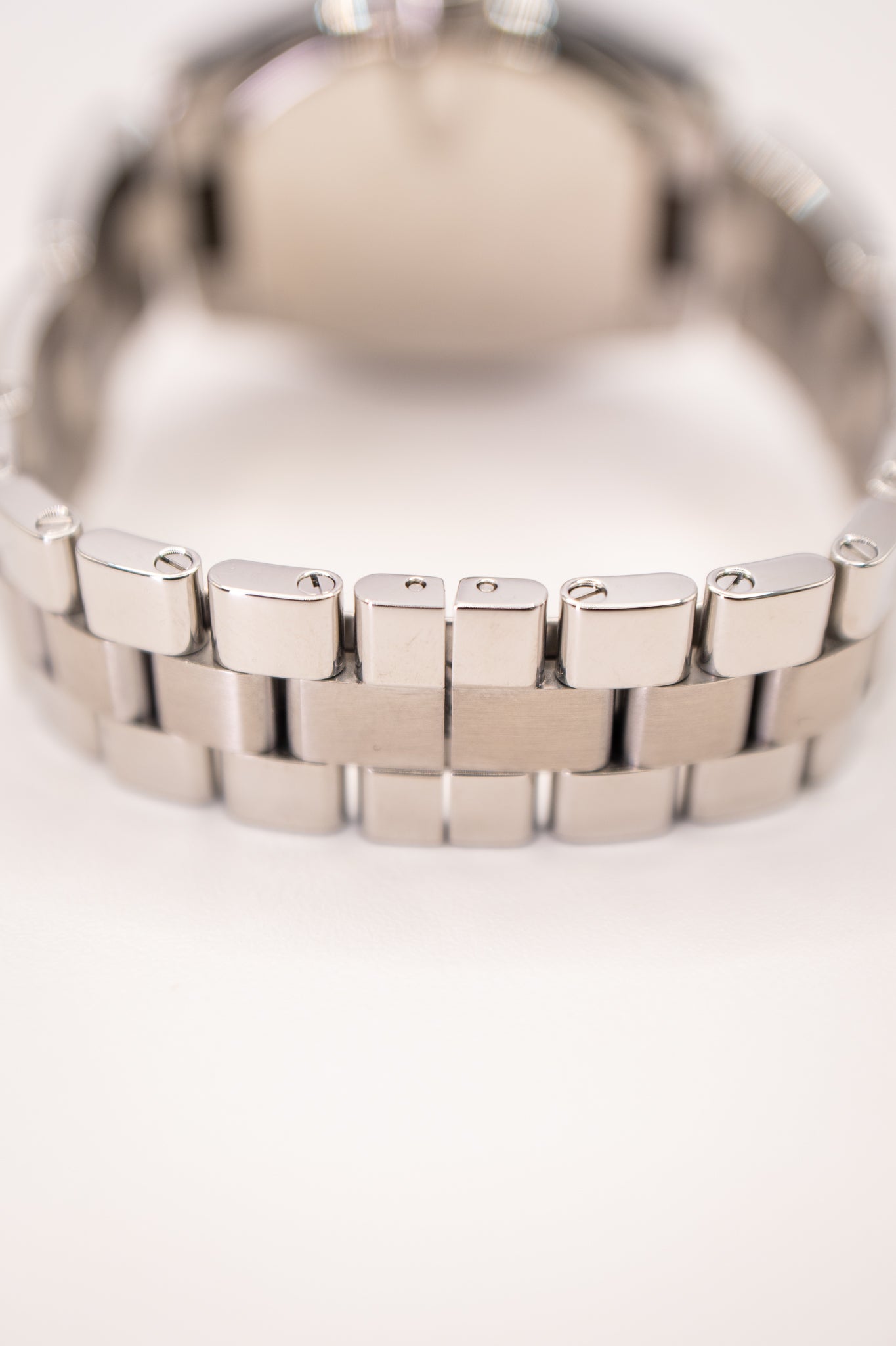 2010s Cartier Roadster Small Model W62017V3 - Pink Dial, Stainless Steel