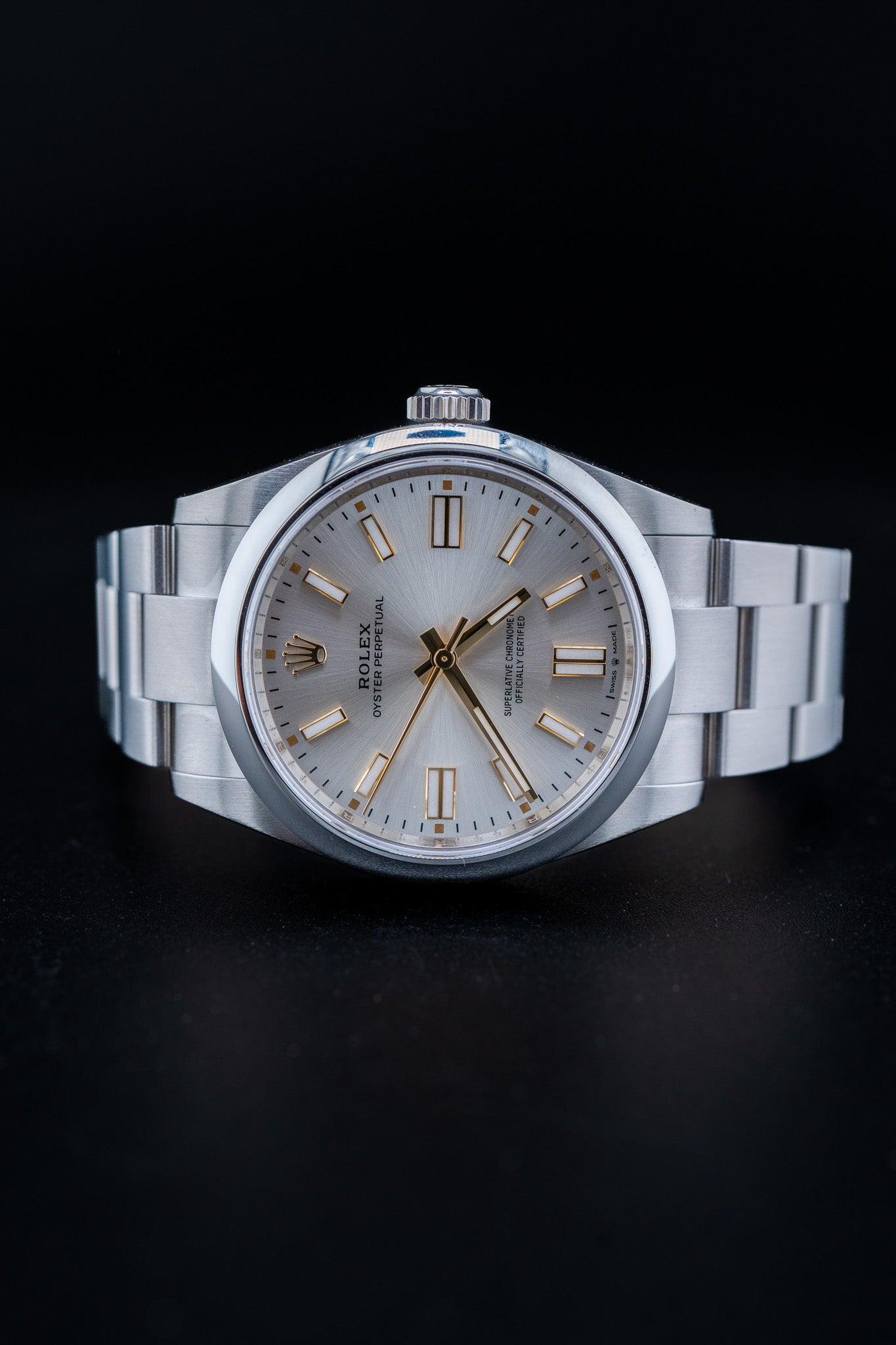 2025 Rolex Oyster Perpetual 41 – Silver Dial – Brand New, Complete Set