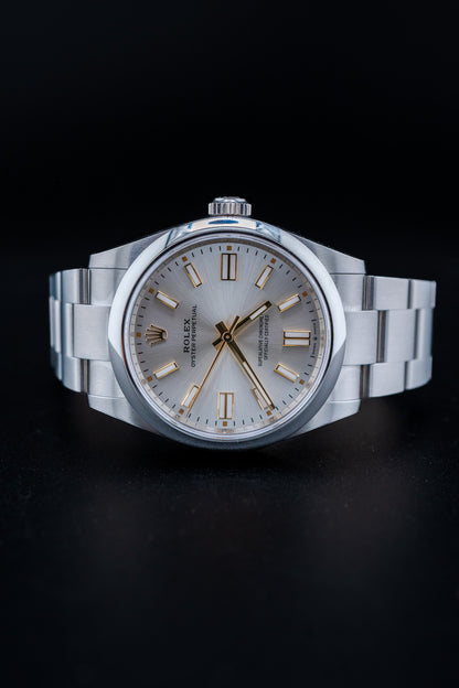 2025 Rolex Oyster Perpetual 41 – Silver Dial – Brand New, Complete Set