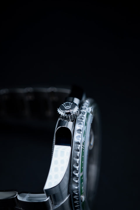 2025 Rolex Submariner “Starbucks” – Ref. 126610LV – Stainless Steel – Like New, Complete Set