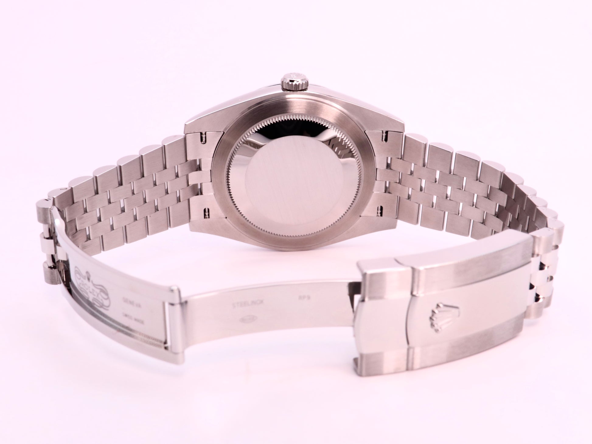 2024 Rolex Datejust 41 Ref. 126300 - Blue Dial, Smooth Bezel, Jubilee Bracelet image 9