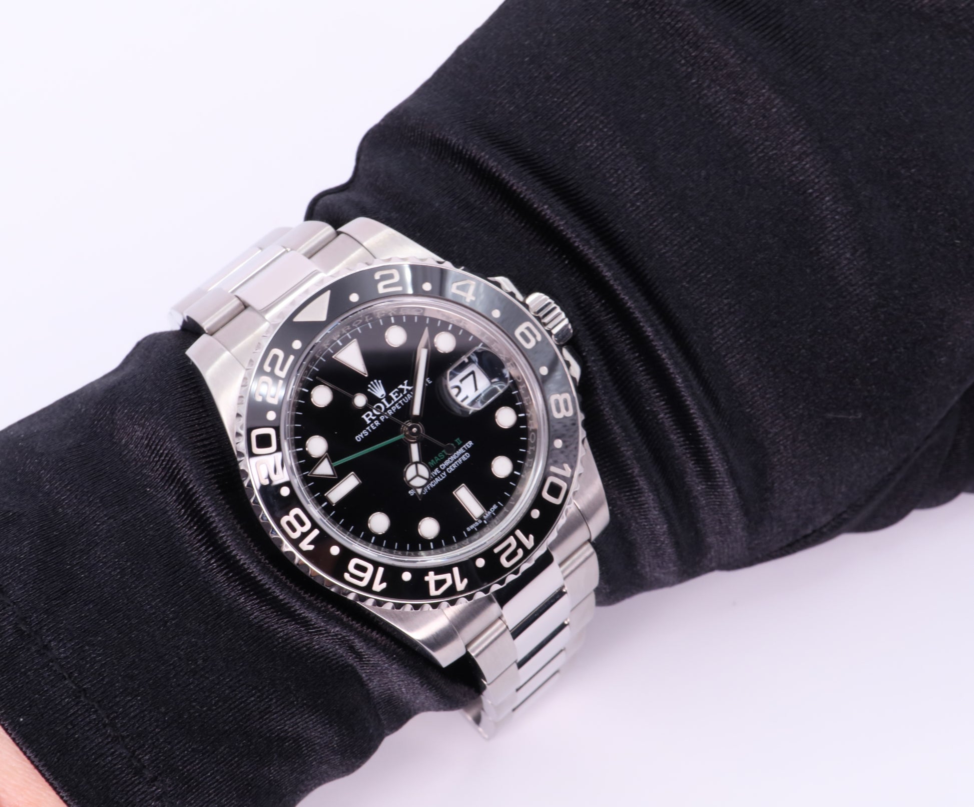 2015 Rolex GMT-Master II Ref. 116710LN - Black Bezel, Complete Set image 8