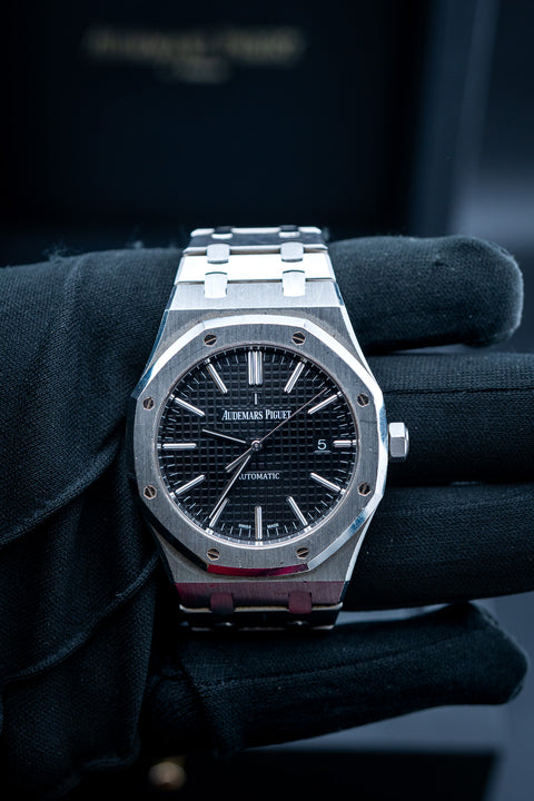 Audemars Piguet Royal Oak 41mm – Ref. 15400 – Stainless Steel – Pre-Owned Complete Set