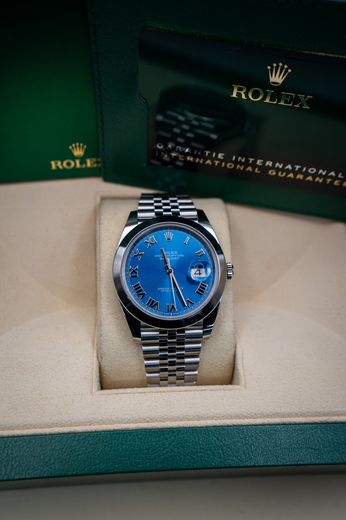 2025 Rolex Datejust 41 Ref. 126300-0018 - Blue Roman Dial, Smooth Bezel