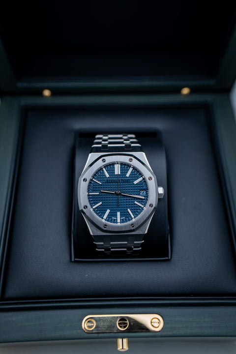 Audemars Piguet Royal Oak 41mm – Ref. 15510ST – Stainless Steel – Watch, Box & Service Papers