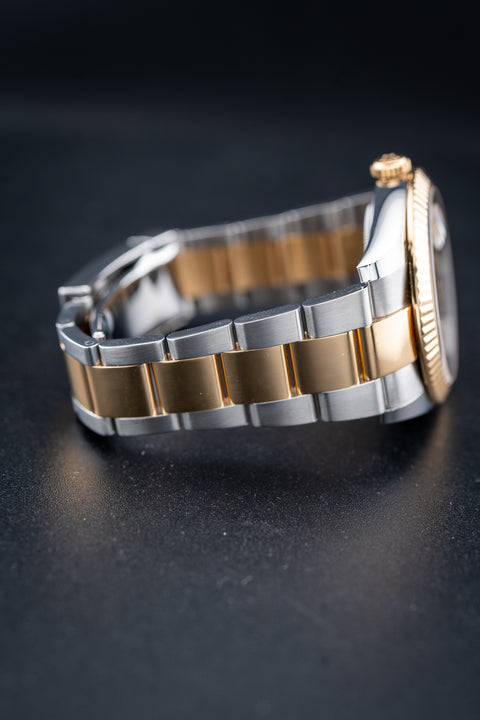 2024 Rolex Datejust 41 – Champagne Dial with Diamond Markers – Ref. 126333 – Two-Tone – Pre-Owned Complete Set