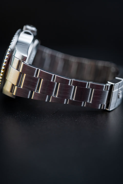 Rolex Deep sea Sea-Dweller 116660 – Watch & Card (Preowned)