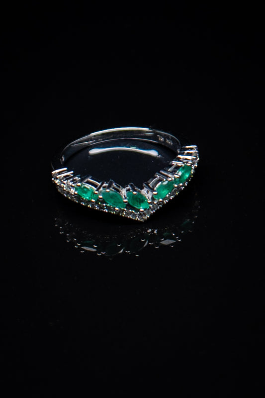 14K White Gold Emerald Tiara Ring with Natural Diamonds Sz 6.75