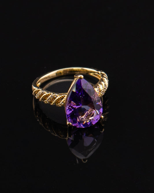 10K Yellow Gold Pear Amethyst Ring with Diamond Accents Sz 6.75