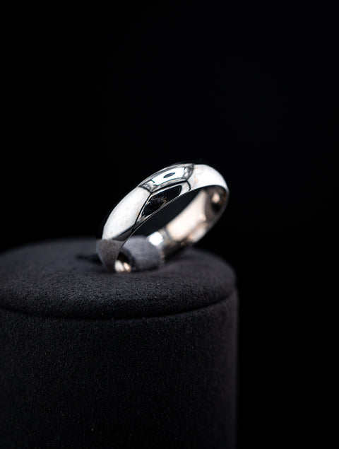 10K White Gold Wedding Band Size 10