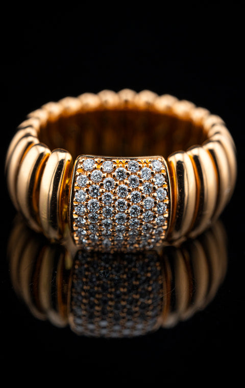 18K Rose Gold Hulchi Belluni Stretch Bar Ring