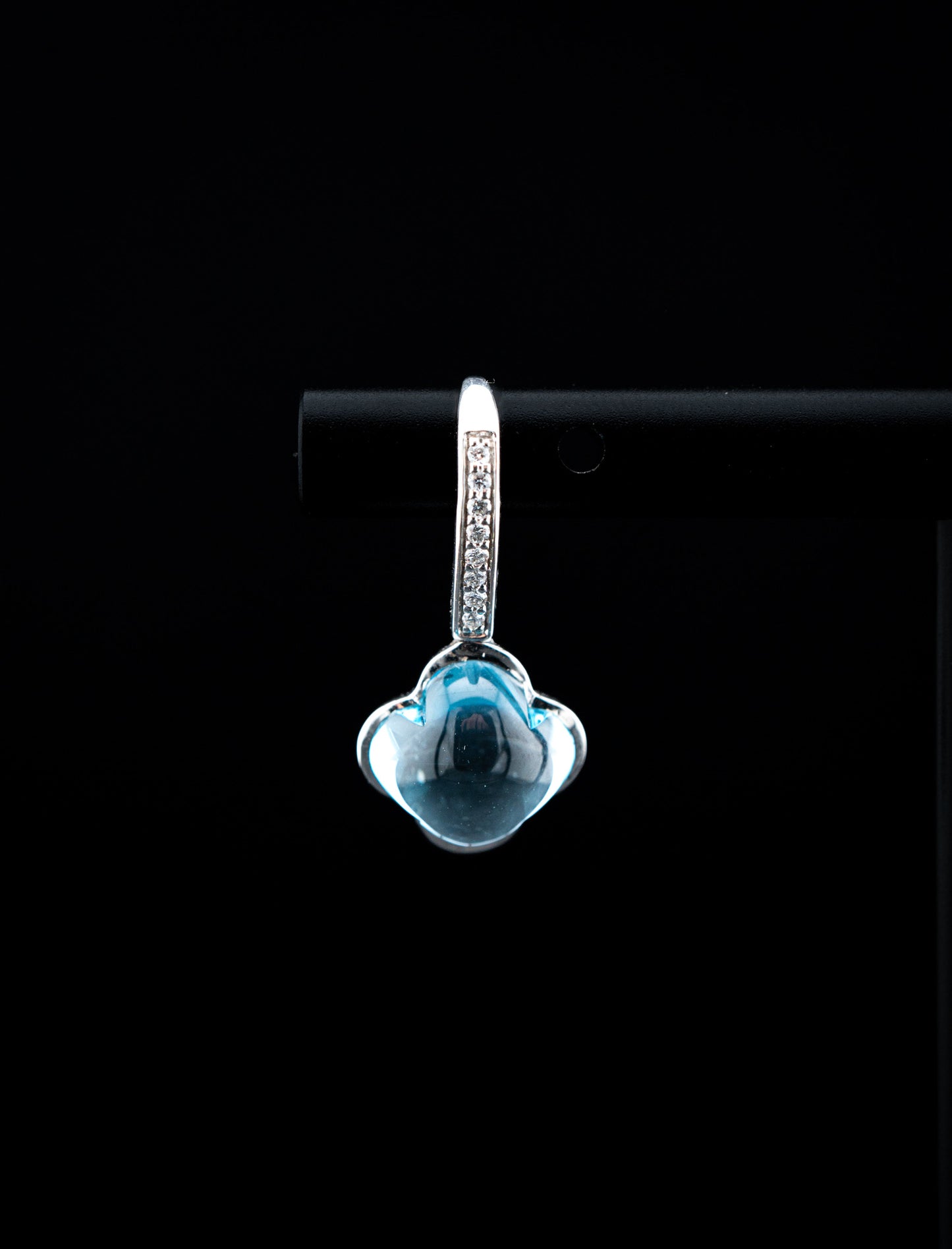 18K White Gold Hulchi Belluni Blue Topaz Flower Drop Earrings with Diamonds – 0.08 CTW
