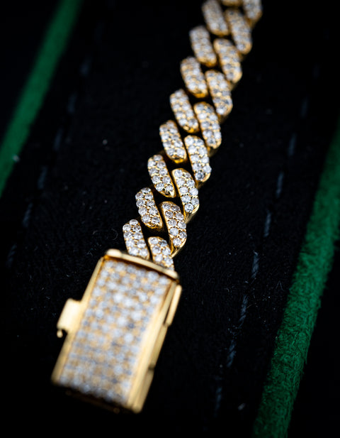 10K Yellow Gold Diamond Pavé Cuban Link Bracelet – 8" – 6mm – 2.47ctw