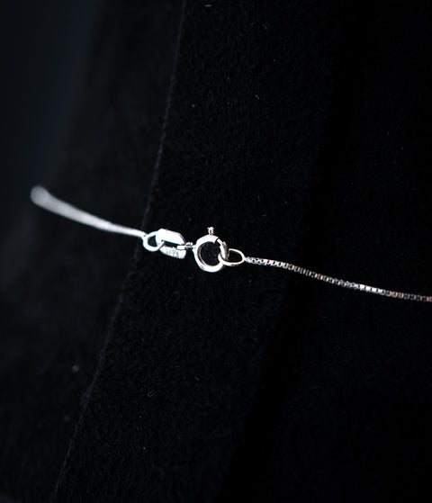 14K White Gold Blue Sapphire & Diamond Flower Motif Pendant Set – 0.25 CTW