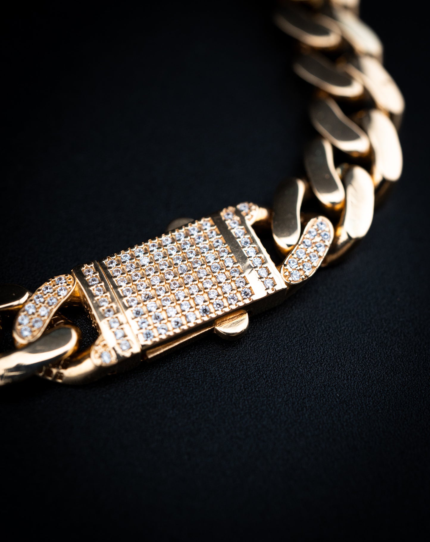 14K Yellow Gold Cuban Link Bracelet – Lab Diamond Clasp – 8" – 20g – 0.67ctw