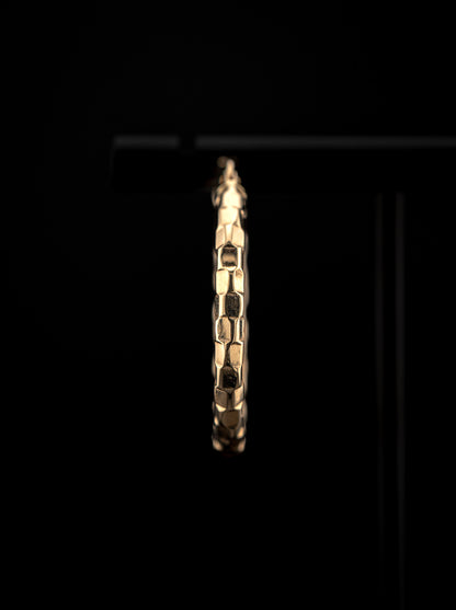 14K Yellow Gold Textured Hoop Earrings – 2.5g – Classic Polished Finish