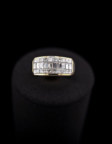 18K Yellow Gold Rectangular & Princess Cut Natural Diamond Ring