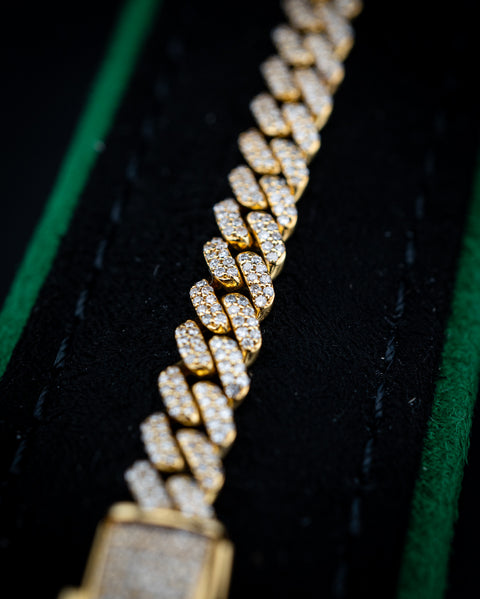 10K Yellow Gold Diamond Pavé Cuban Link Bracelet – 8" – 6mm – 2.47ctw